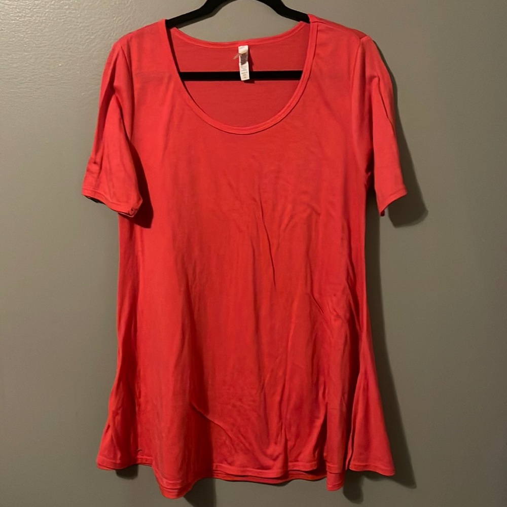 LuLaRoe Tunic Shirt Size M